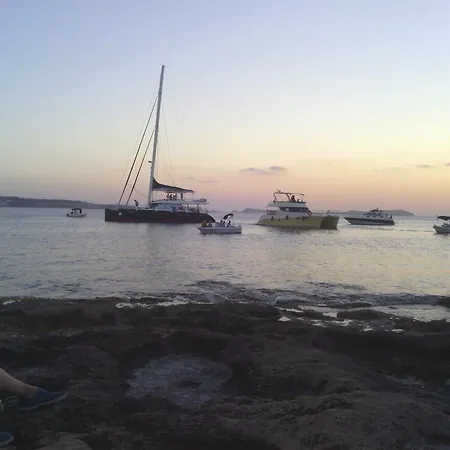 Ботель Catamaran Y Velero I Centro De Ибица