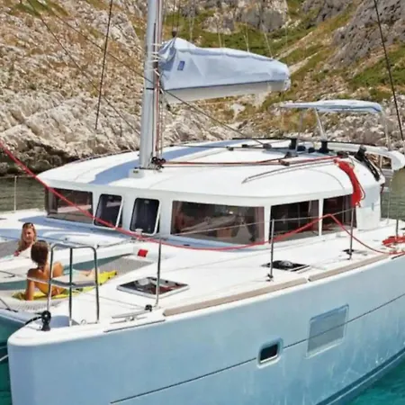 Catamaran Y Velero I Centro De Ibiza città